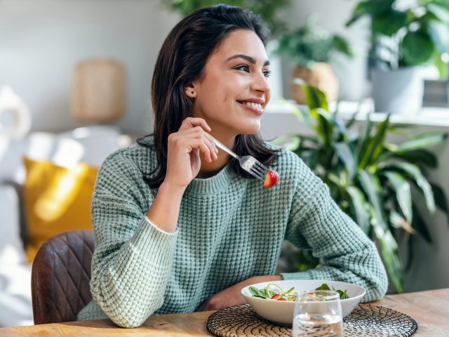 These Small, Sustainable Changes Make It Easier to Manage Your Weight