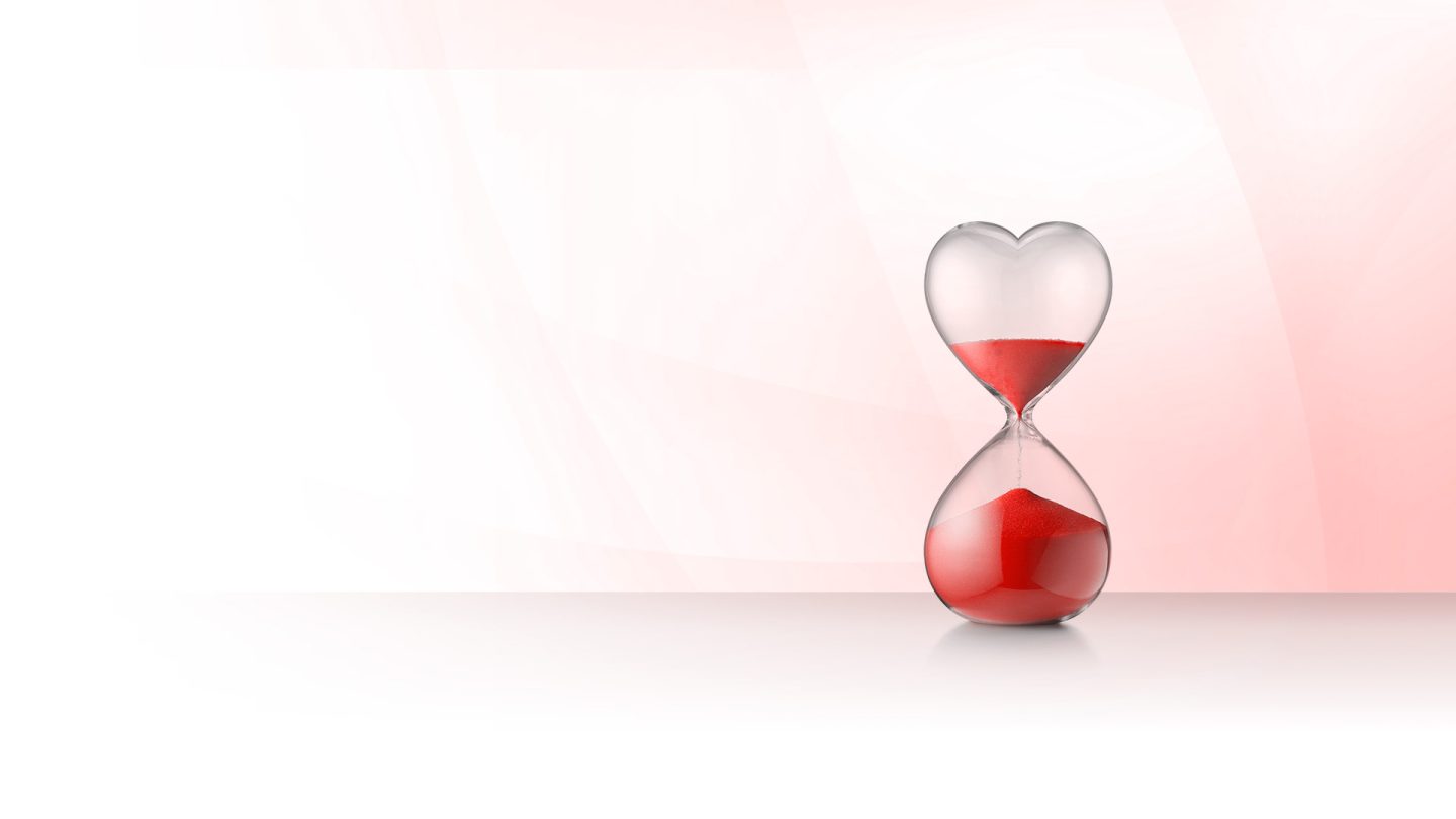 Heart shaped hour glass